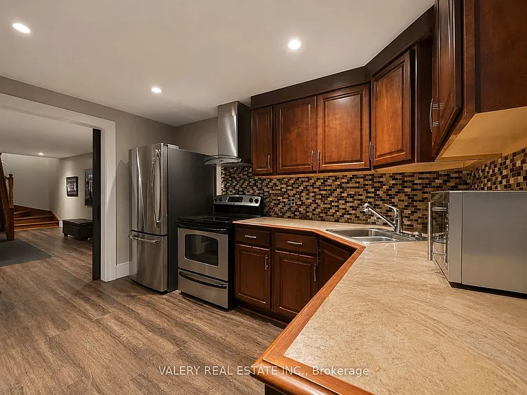 17 Southwinds Dr — Photo 9