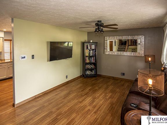 5th image of 9006 Granville Pkwy