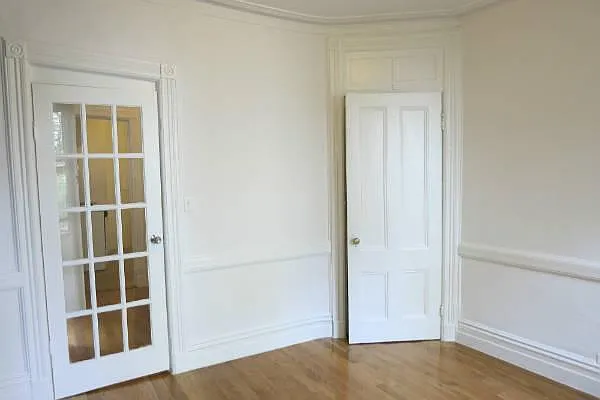 Rented by Manhattan Best Realty, Inc. | media 23