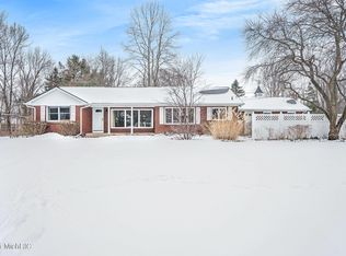 646 Old Orchard Rd, Holland, MI 49423
