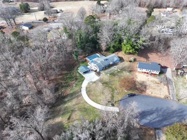29 Brown Ln, Danville, VA 24541