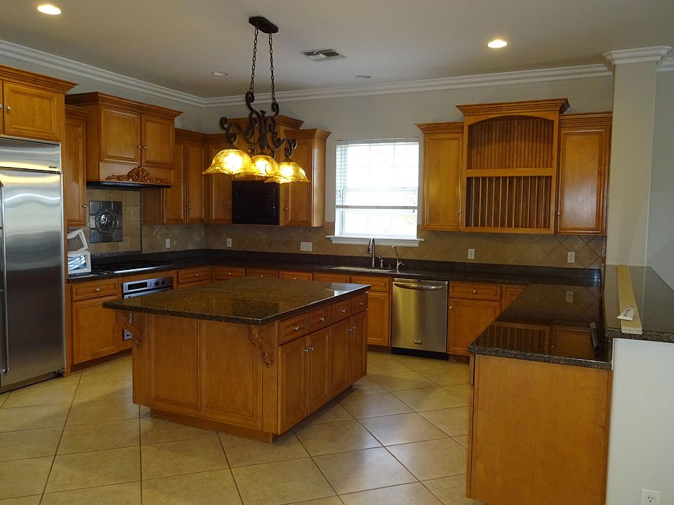 1st image of 1115 N Jamaica Ct