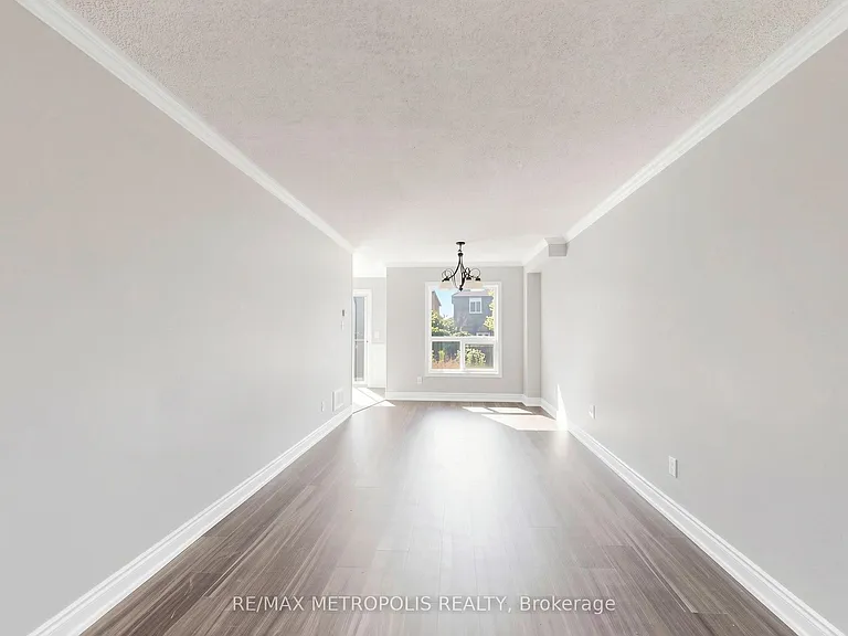 118 Jordan Dr — Photo 10