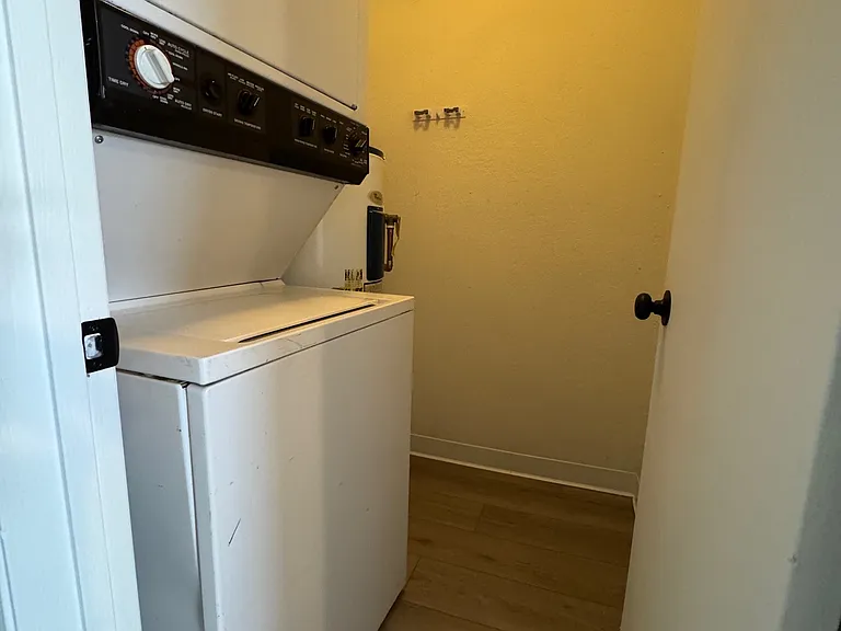 3601 Gypsum Rd #2 — Photo 25