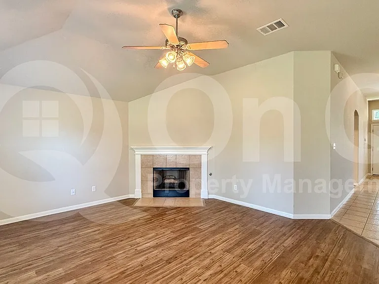 18805 Edinburgh Castle Rd — Photo 19