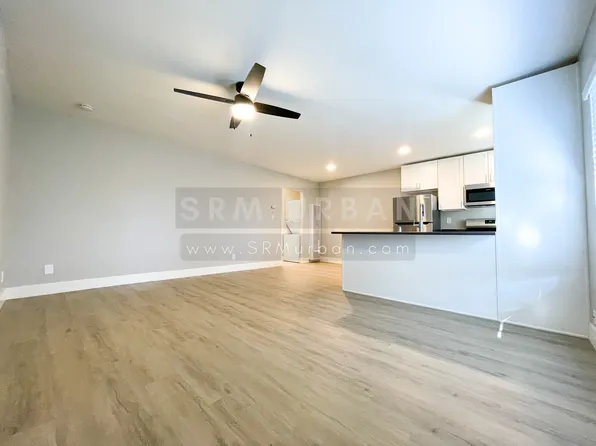 4139 33rd St #8, San Diego, CA 92104