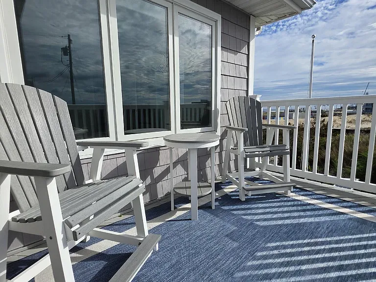 42 Dune Ter — Photo 9