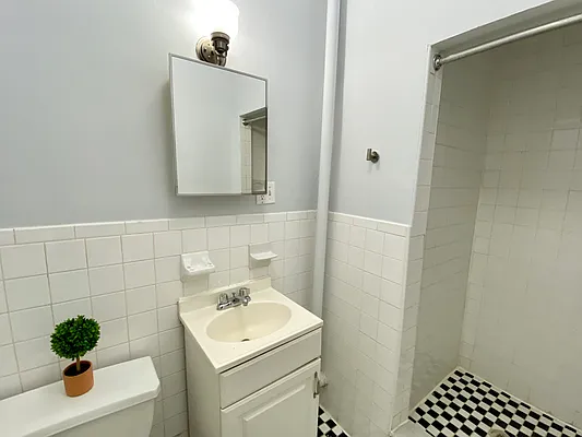 Rented by Dom & E Property Management | media 12