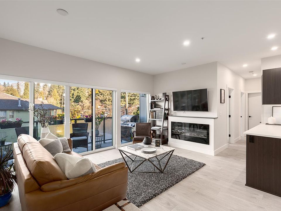 1st image of 1633 Tatlow Ave #204