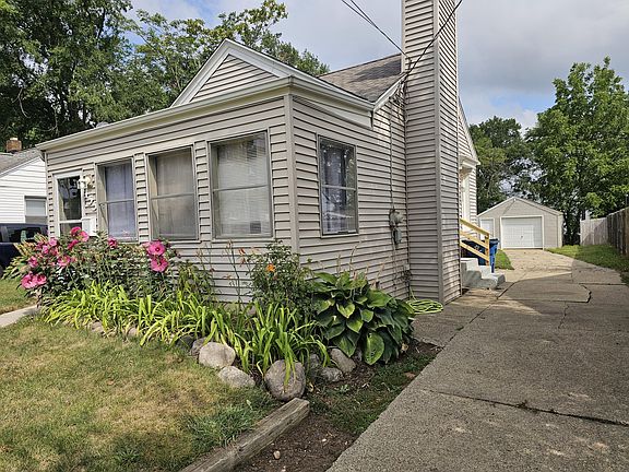 2nd image of 155 Cliff St