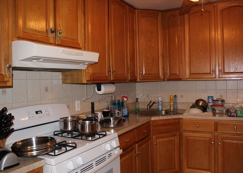 1st image of 2028 37th St #3