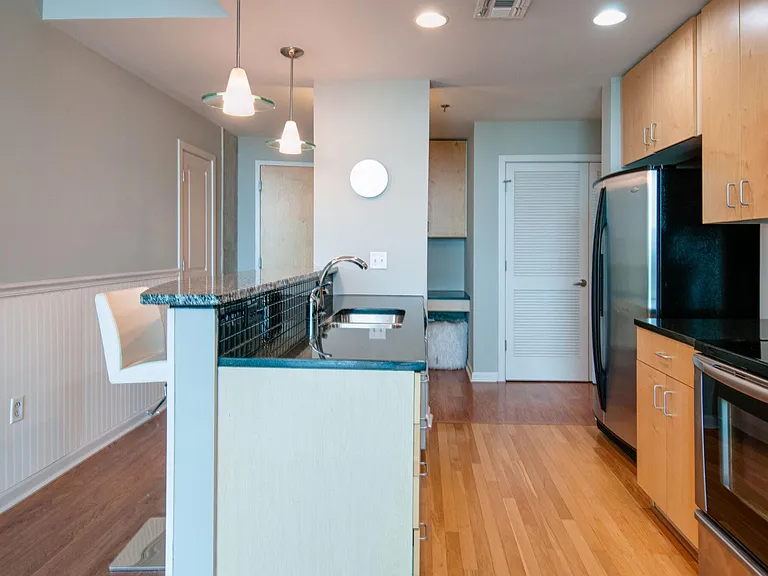 415 Church St #2613 — Photo 11
