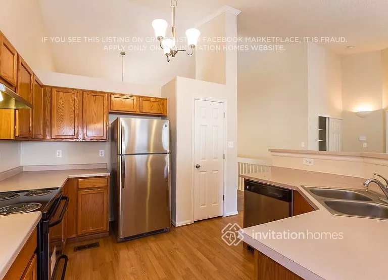 13474 Raritan Way — Photo 9