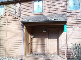 246 Sedburgh Ct, Bushkill, PA 18324
