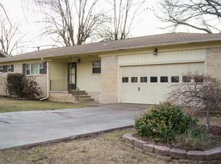 2200 S 64th St, Fort Smith, AR 72903