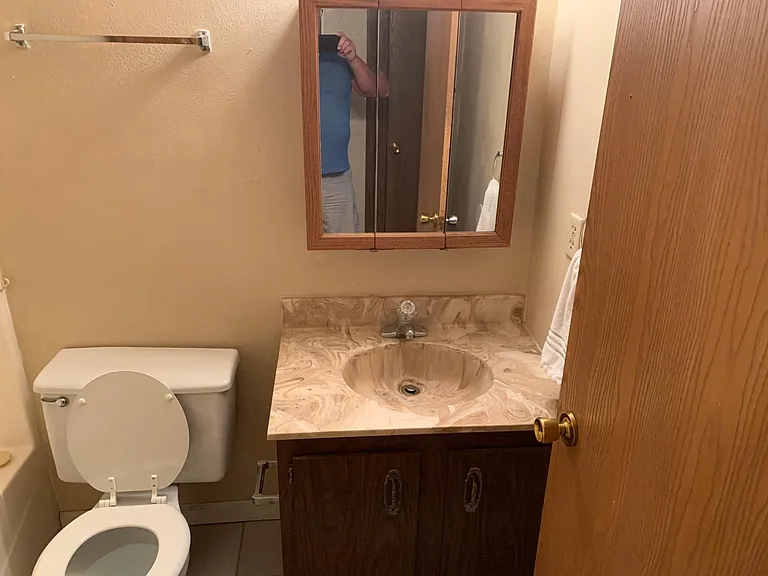 306 Meadow Dr #2 — Photo 8