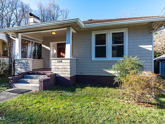 2nd image of 108 Boyd St
