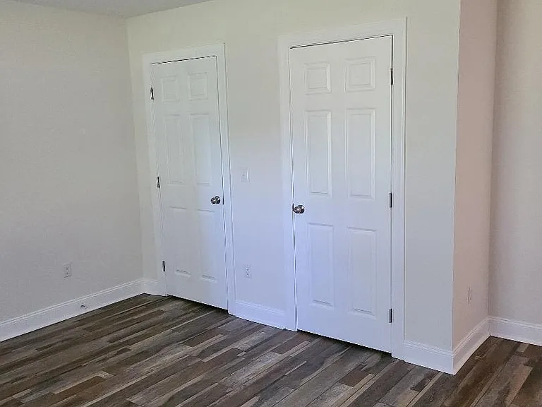 4102 W Ridge Rd — Photo 7