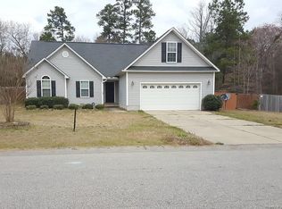 187 Smokey Mountain Dr, Raeford, NC 28376