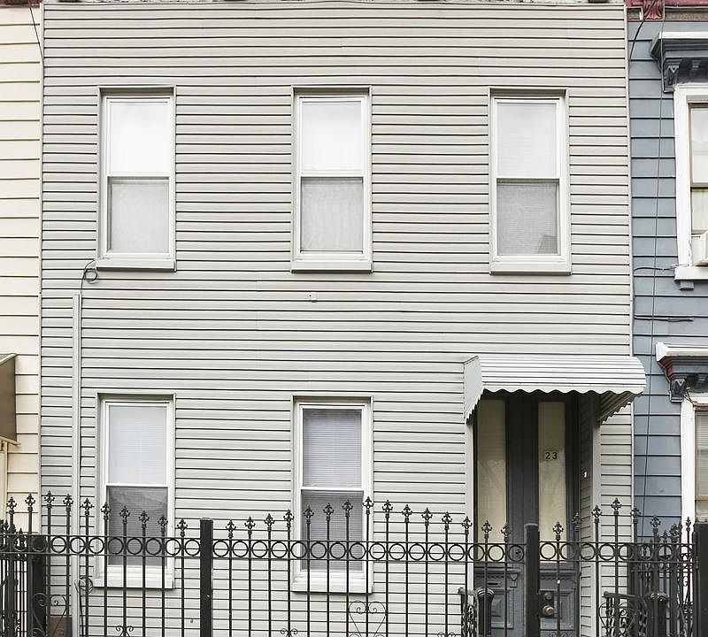 1st image of 23 Melrose St