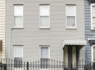 23 Melrose St, Brooklyn, NY 11206