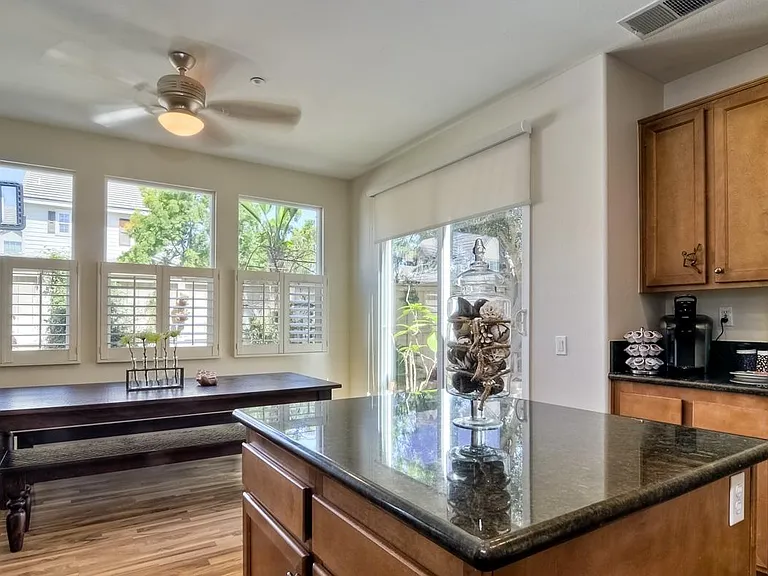 16489 Sunstone Dr — Photo 15