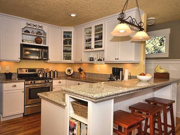Kitchen 1