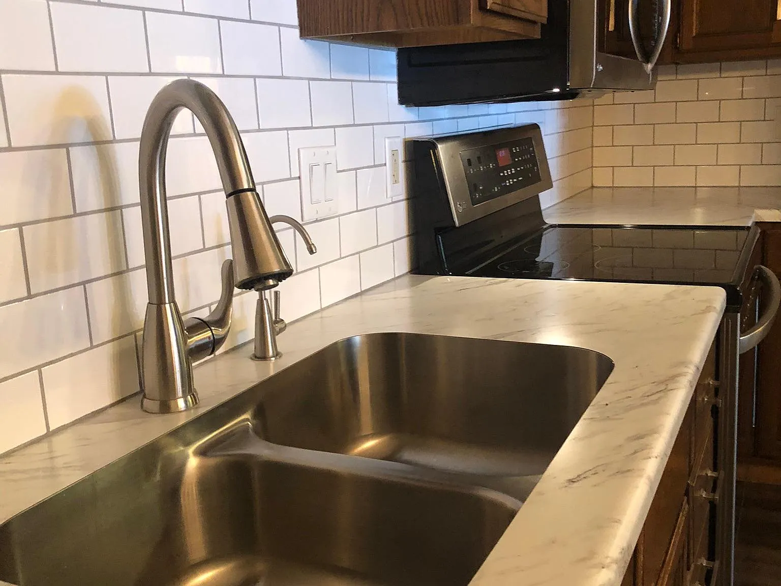 2 bed, 768 sqft, $1,150 — Photo 3