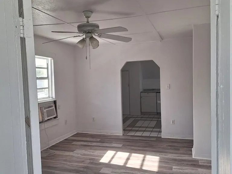 507 Sumner St — Photo 7