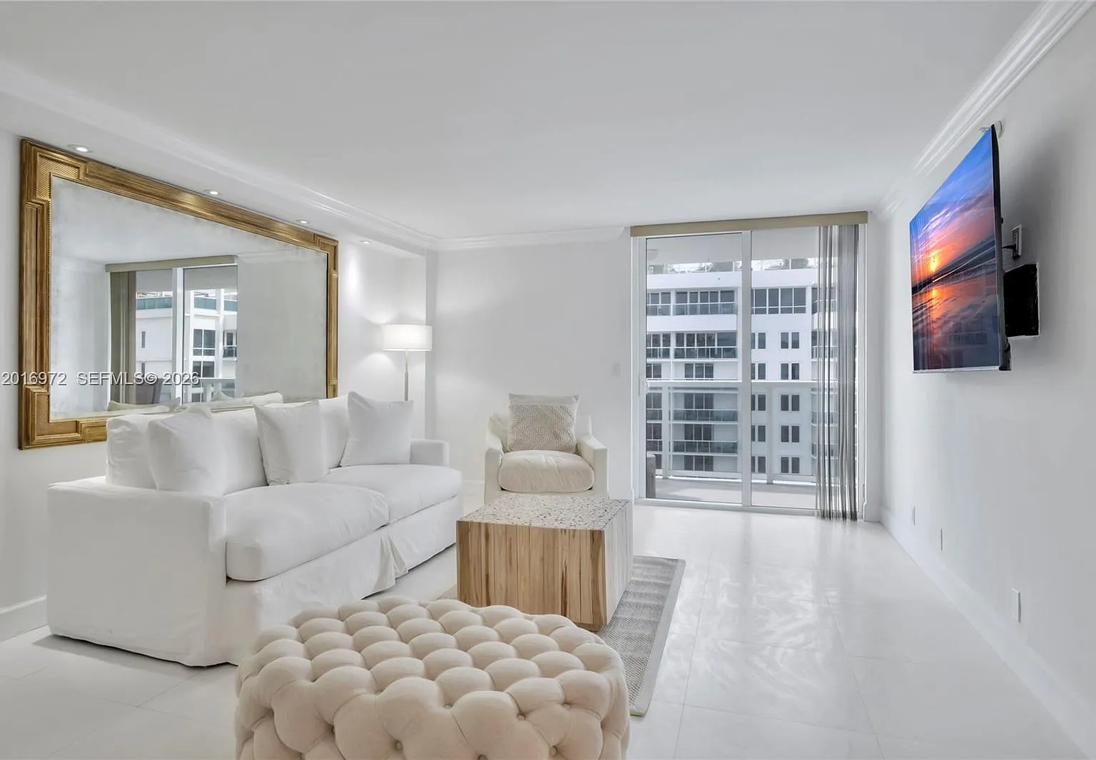 The Riviera Condo — Photo 1