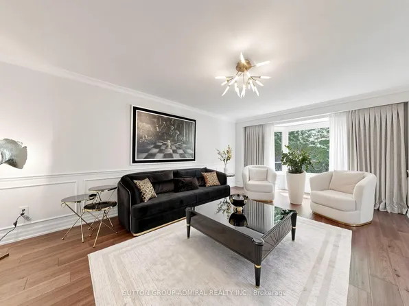48 Petch Cres, Aurora, ON L4G 5N9
