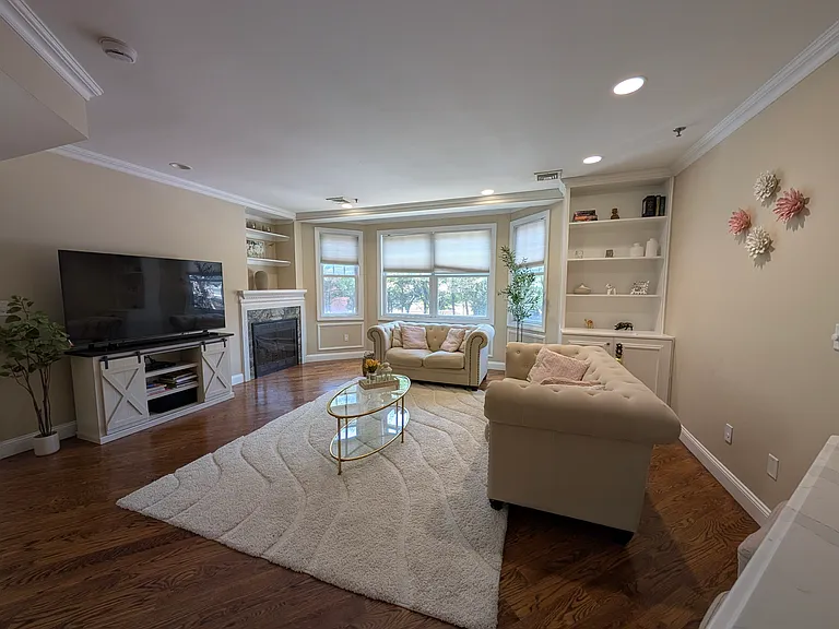 163-65 Newark St #2B — Photo 8