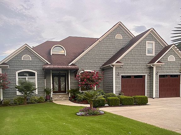 4th image of 120 Chandeleur Dr