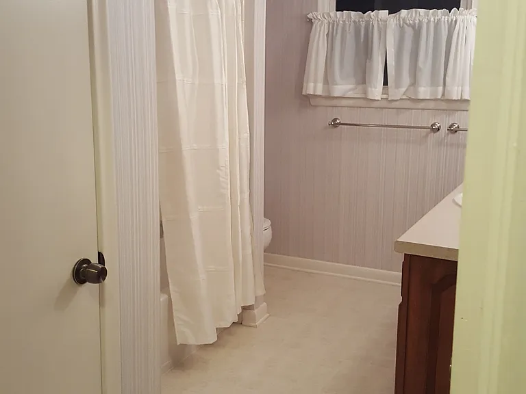 608 N Valley Dr — Photo 23