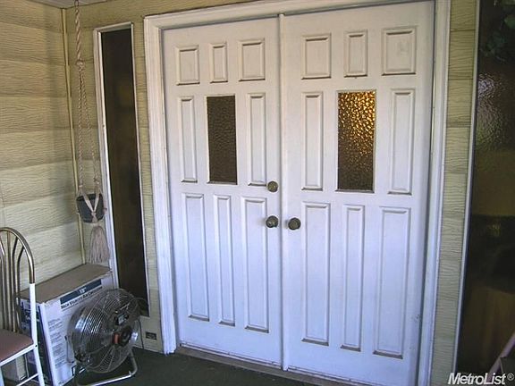 3rd image of 179 Hemet Dr