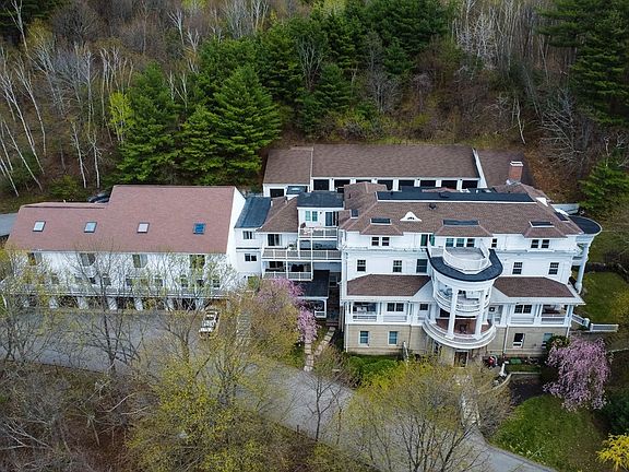 3rd image of 1401 Great Pond Rd APT 6