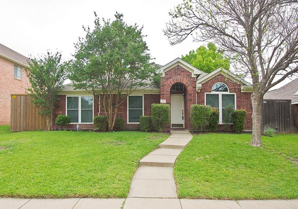 1st image of 727 Lauren Way