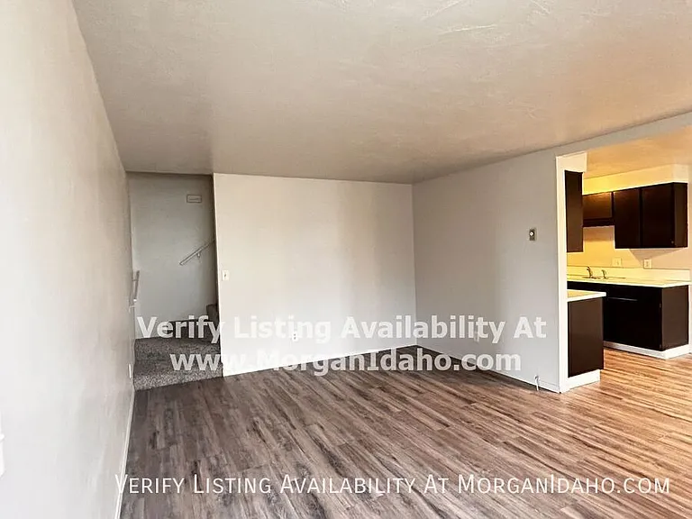 697 S White Cloud Dr — Photo 4