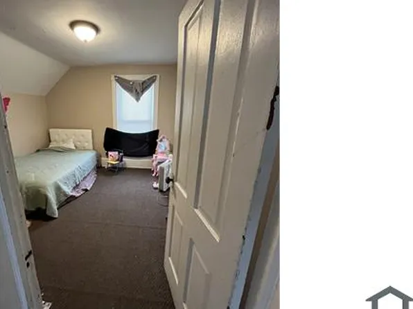 1141 Grand Ave, Racine, WI 53403