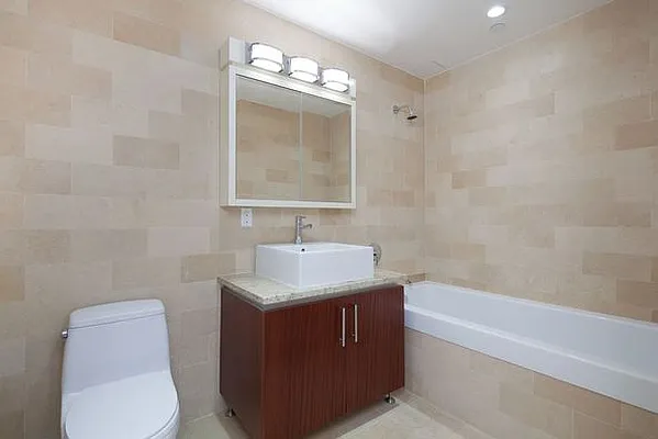 Rented by Owner | media 9