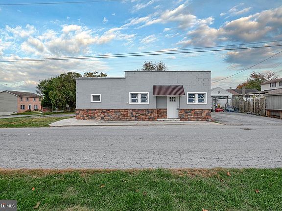 4th image of 301 State St