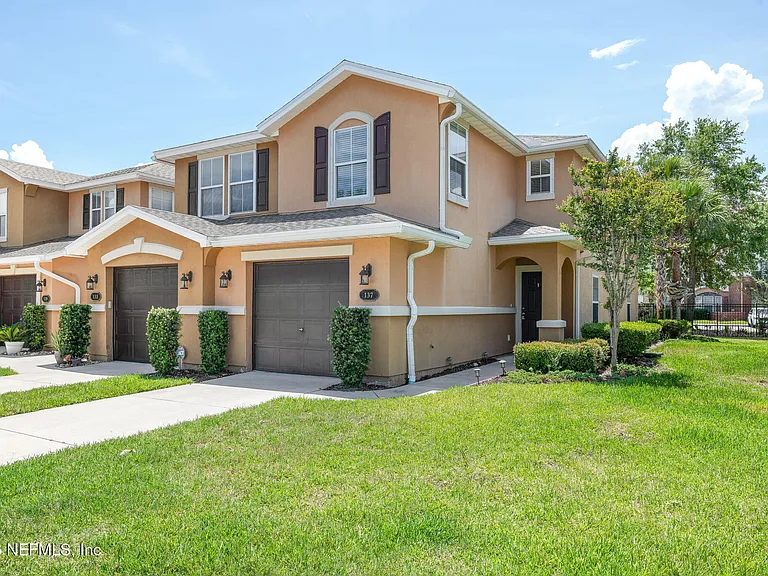 137 Monte Carlo Ct — Photo 1