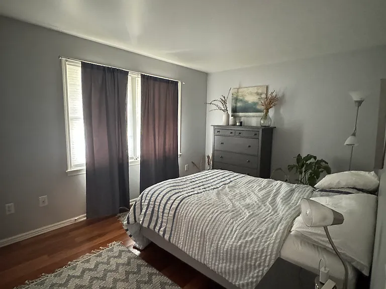 28 Woodbury Ave #4 — Photo 11