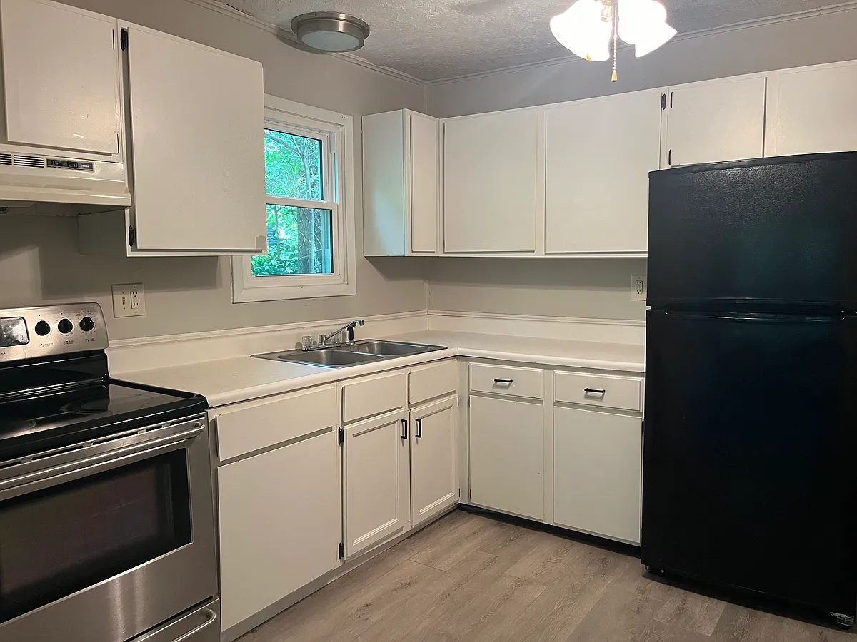 Building Photo - 502 Chinworth Ct #1