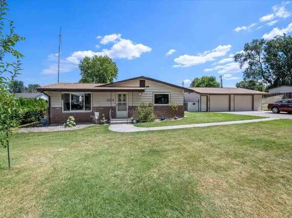 914 N 61st Ave, West Richland, WA 99353