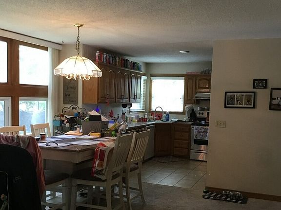 3rd image of 8208 W 150th St