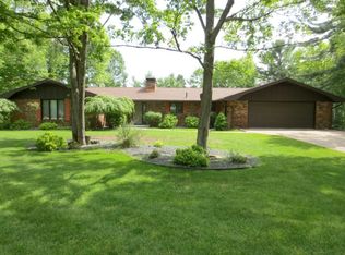 1209 Fairbanks St, Iron Mountain, MI 49801