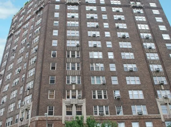 302 West 12th Street