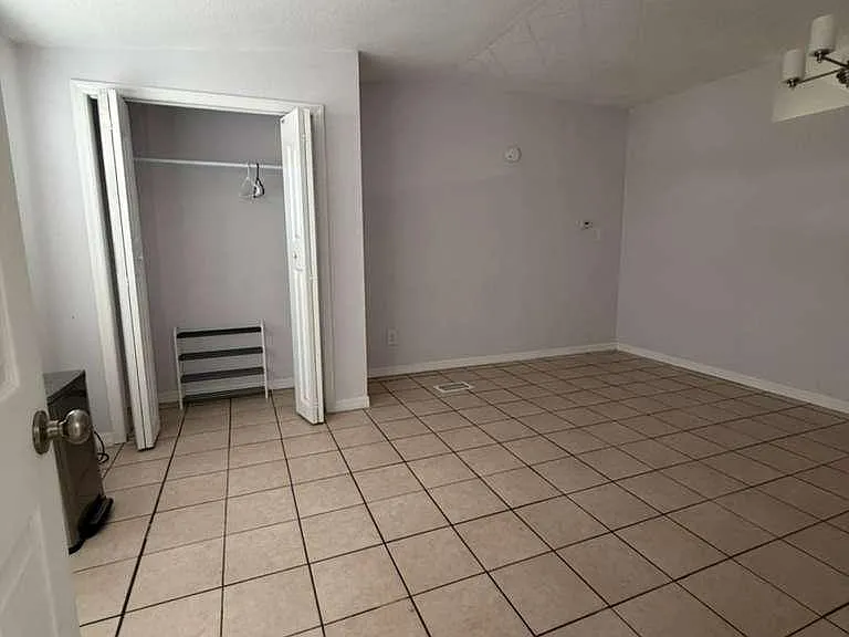 4025 Crofford Ave #3 — Photo 6