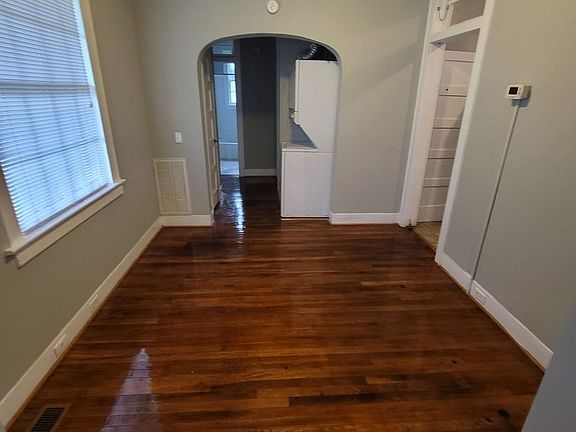 3rd image of 202 S Harden St